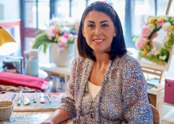 Gemma Longworth: Career, Background and Key Facts